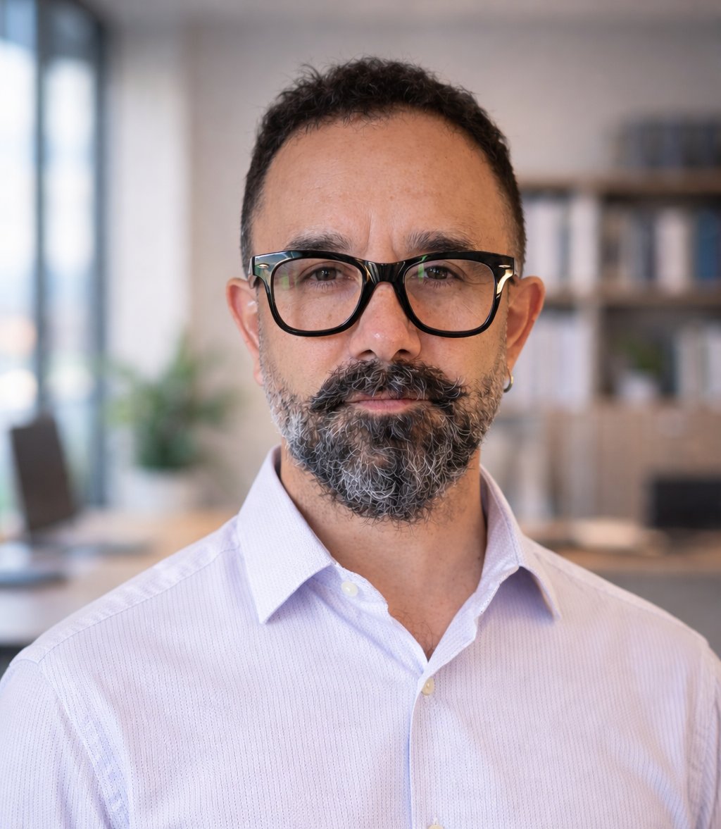 Yoanny Gálvez Arias — Conector Integral, Docente y Facilitador de Hospitalidad